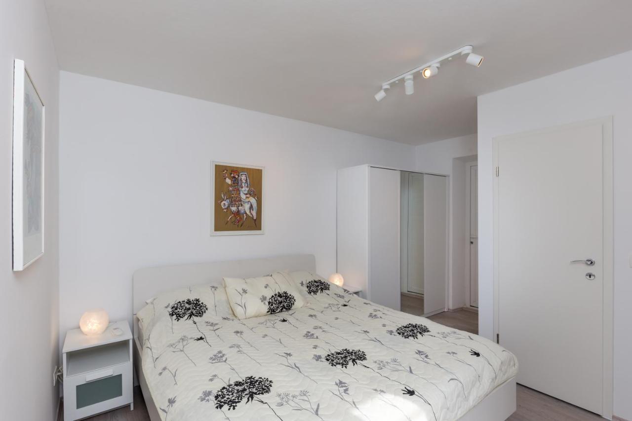 Rea Zaton Apartment