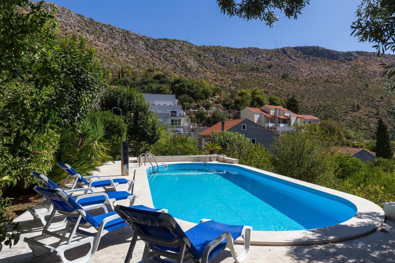 Rea Zaton * Zaton (Dubrovnik-Neretva)